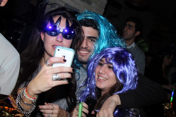 NYE Cassis